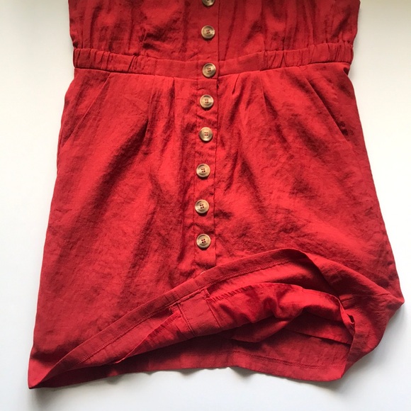 Button down dress - backless, pockets - Picture 6 of 7